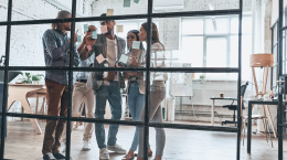 가짜 일의 유혹