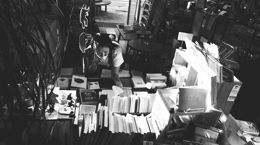 성수기도 없는데 비수기라니