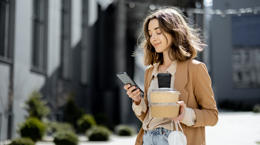 Z세대가 회사에서 혼밥하는 이유?